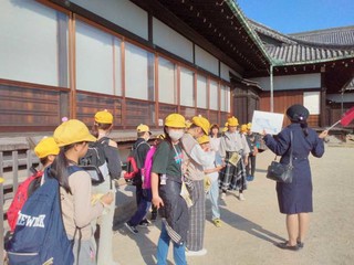 1000000372.jpg 1000000372.jpg